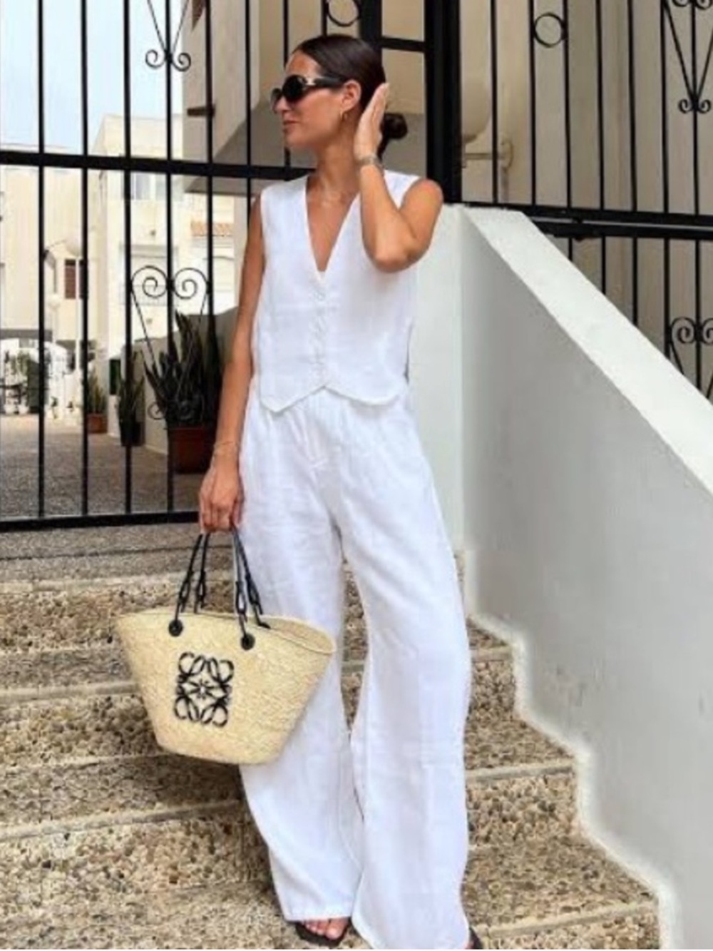 DISSH White Norah Linen Pants & matching vest size 2 (small)